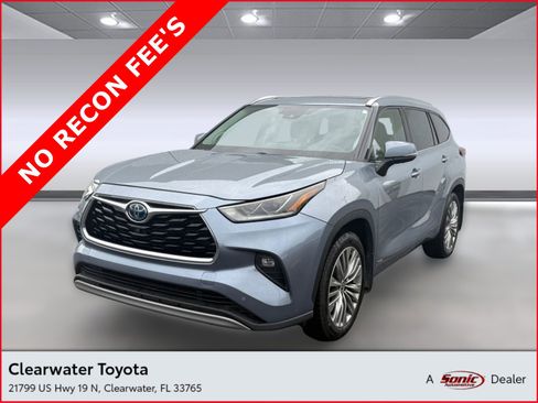 Used 2021 Toyota Highlander Platinum image 1