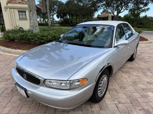 Used 2003 Buick Century Custom w/ Preferred Equipment Group 1SB FWD image 15