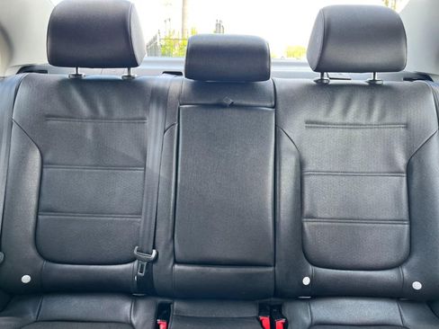 Used 2012 Volkswagen Jetta TDI image 32