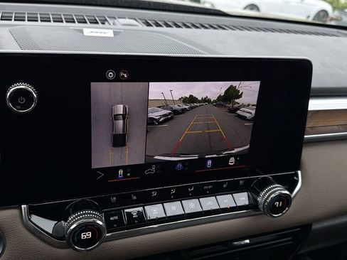 New 2026 GMC Canyon Denali w/ LPO, Denali Black Edition AWD/4WD image 19