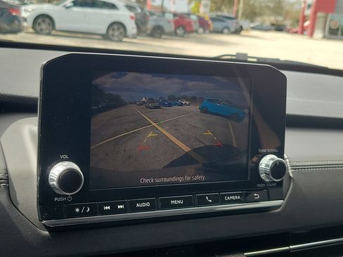 Used 2022 Mitsubishi Outlander ES image 22