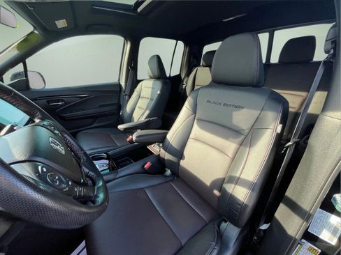 Used 2023 Honda Ridgeline Black Edition image 12