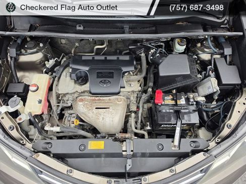 Used 2014 Toyota RAV4 LE FWD image 16