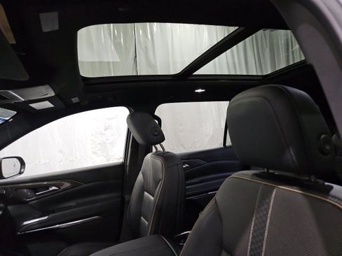 Certified 2025 Chevrolet Traverse High Country w/ LPO, Floor Liner Package image 31