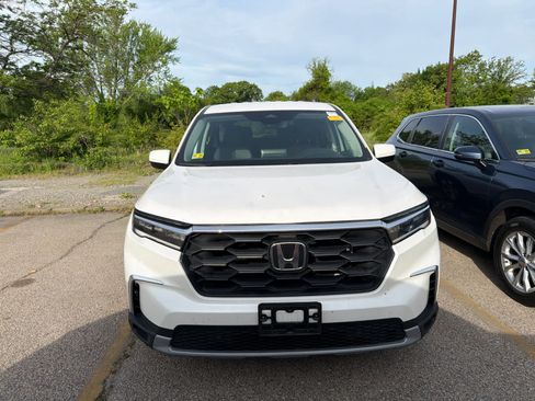 Used 2024 Honda Pilot EX-L image 5