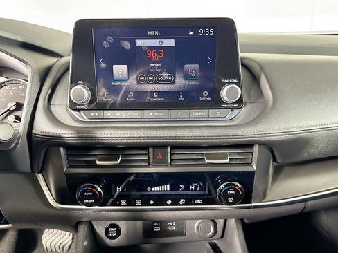 Certified 2026 Nissan Rogue SV AWD/4WD image 12