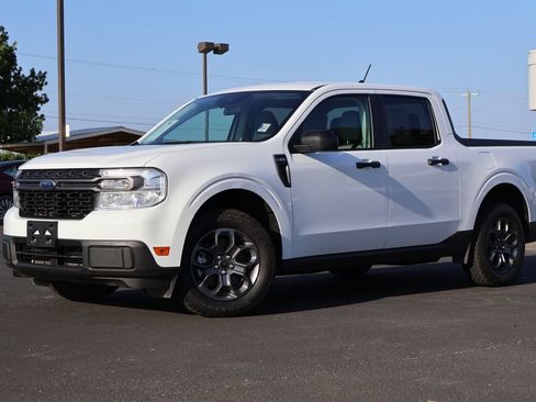 Used 2024 Ford Maverick XLT AWD/4WD image 16