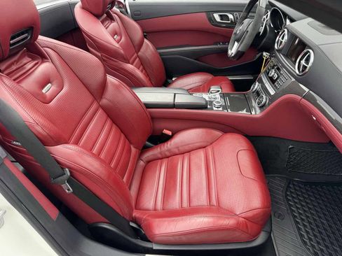 Used 2015 Mercedes-Benz SL 63 AMG image 22