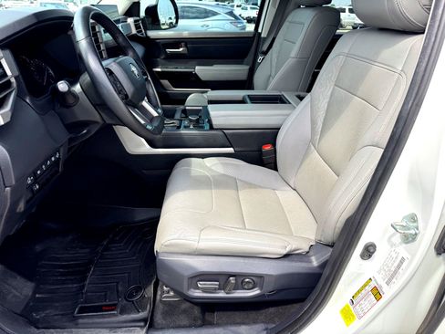 Used 2022 Toyota Tundra Limited AWD/4WD image 11