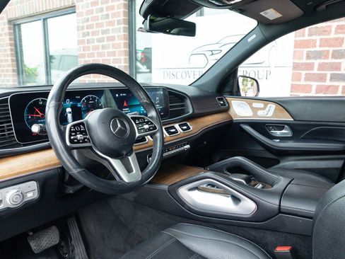 Used 2020 Mercedes-Benz GLS 450 4MATIC image 14