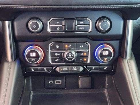 Used 2022 Chevrolet Tahoe Z71 AWD/4WD image 19