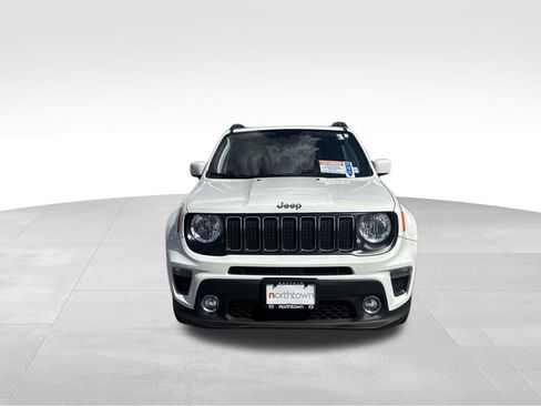 Used 2020 Jeep Renegade Latitude w/ Cold Weather Group AWD/4WD image 9