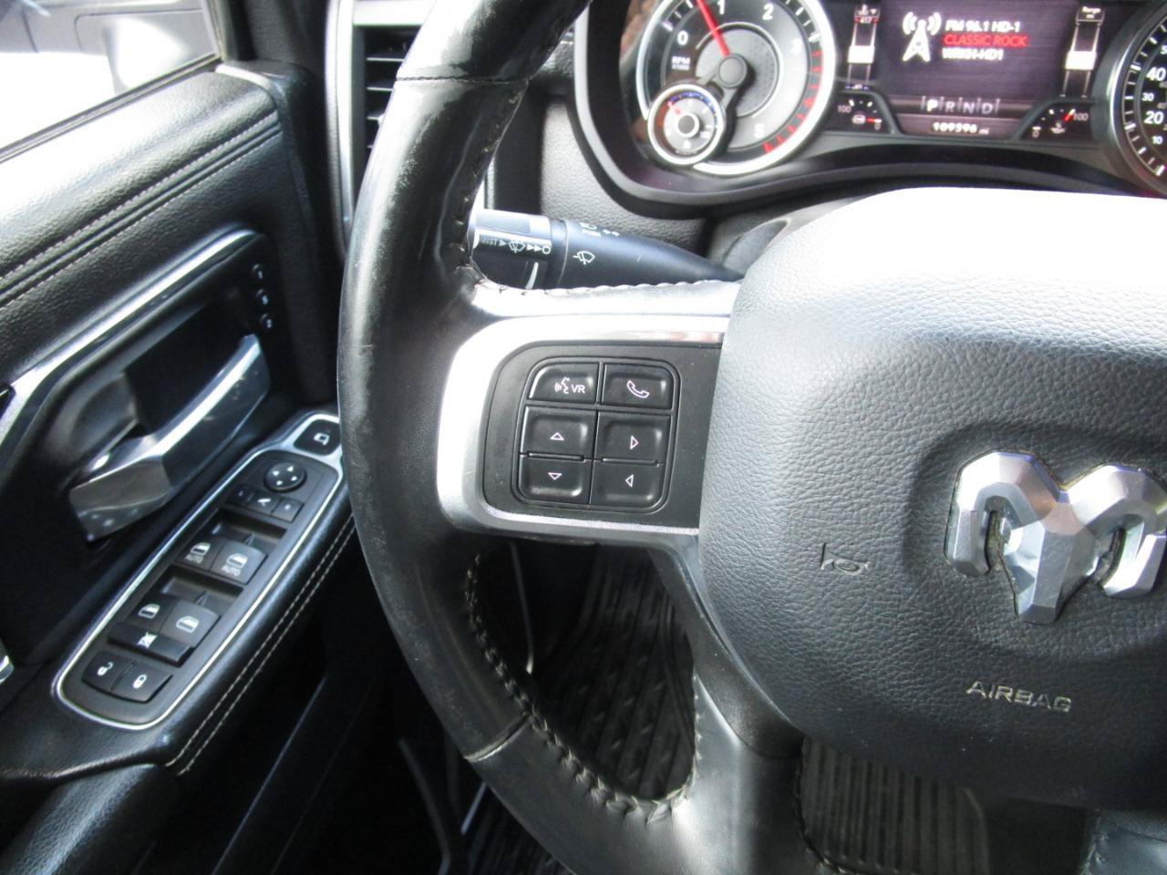 Used 2022 RAM 2500 Laramie w/ Night Edition AWD/4WD image 12