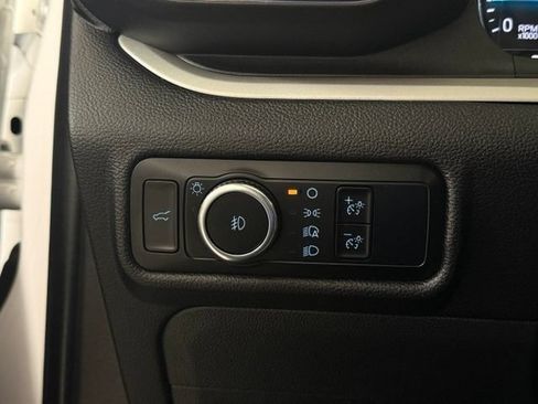 Used 2023 Ford Explorer XLT w/ Equipment Group 202A RWD image 40
