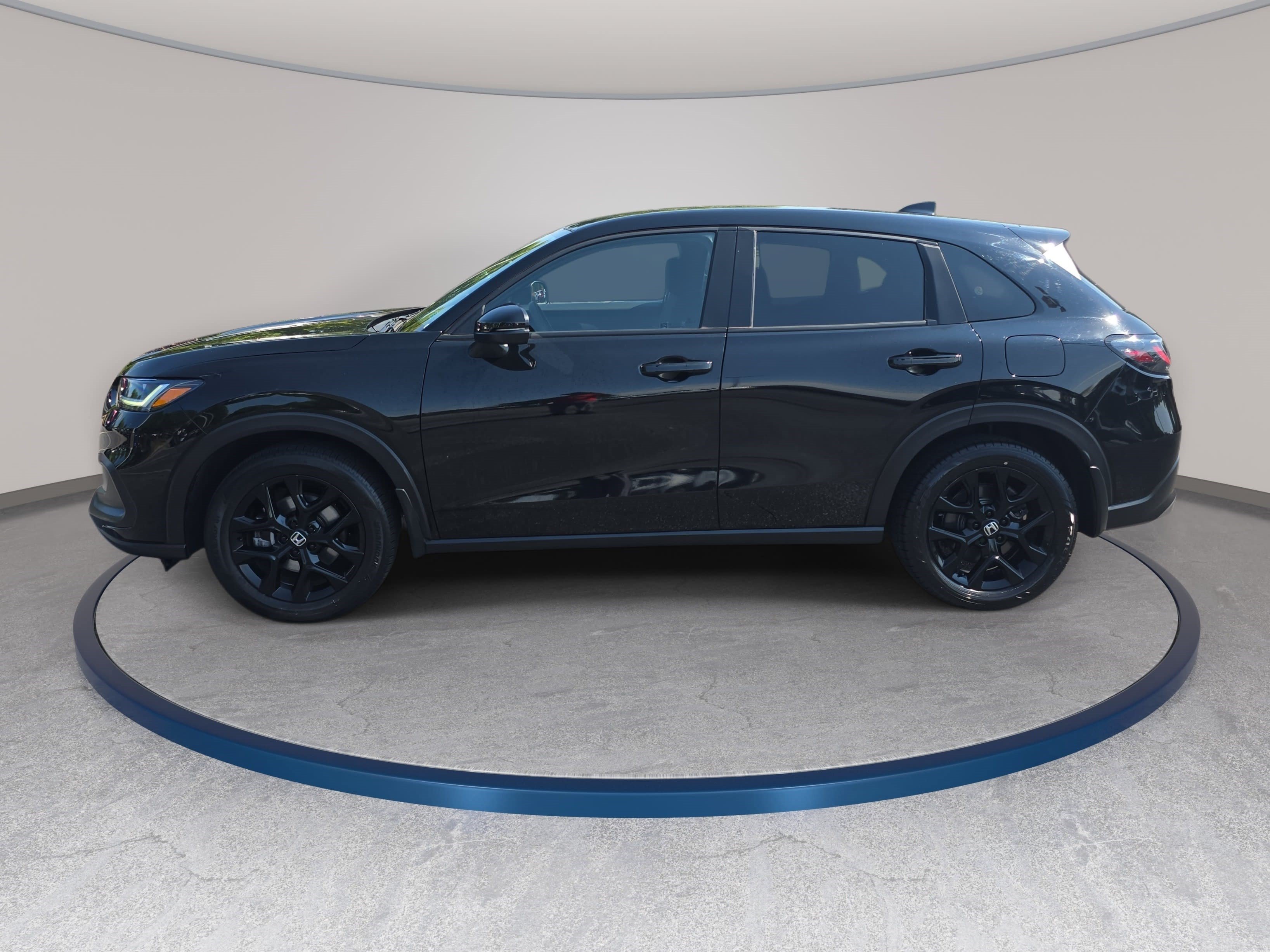 Certified 2025 Honda HR-V Sport image 8