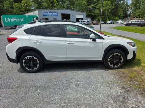Used 2023 Subaru Crosstrek 2.0i Premium image 7