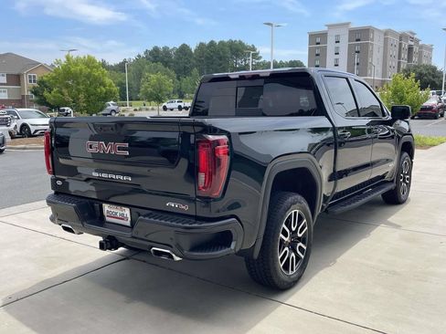 Used 2024 GMC Sierra 1500 AT4 w/ Technology Package AWD/4WD image 7