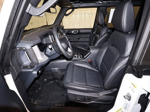 New 2026 Ford Bronco Outer Banks AWD/4WD image 11