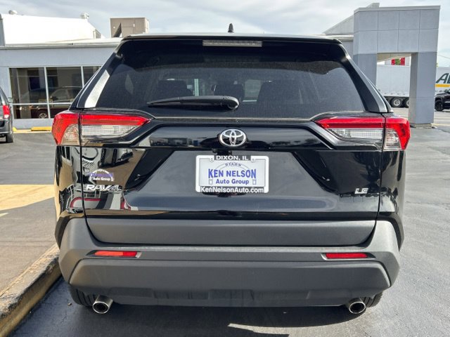Used 2025 Toyota RAV4 LE FWD image 6