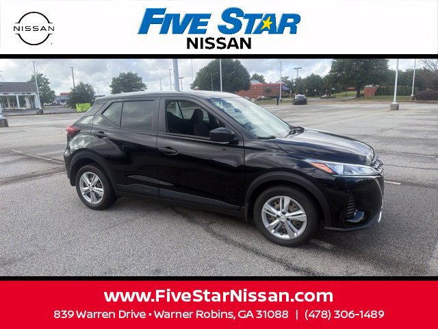 Used 2024 Nissan Kicks S FWD image 3