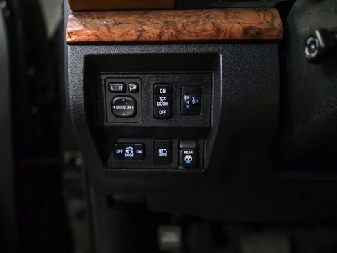 Used 2020 Toyota Tundra 1794 Edition image 31