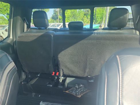 Used 2019 Ford F450 Platinum w/ Platinum Ultimate Package AWD/4WD image 16