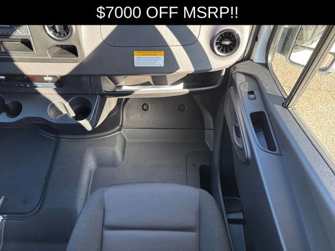 New 2026 Mercedes-Benz Sprinter 2500 image 17