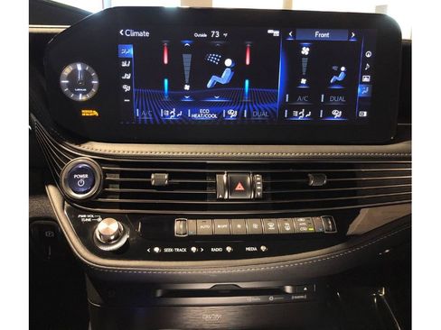 Used 2021 Lexus LS 500h image 29