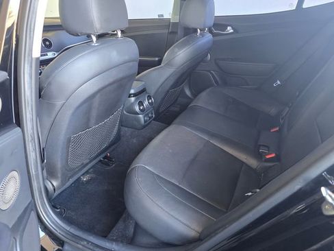 Used 2018 Kia Stinger Premium image 19