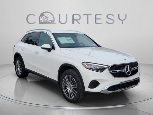 Certified 2026 Mercedes-Benz GLC 300 image 5