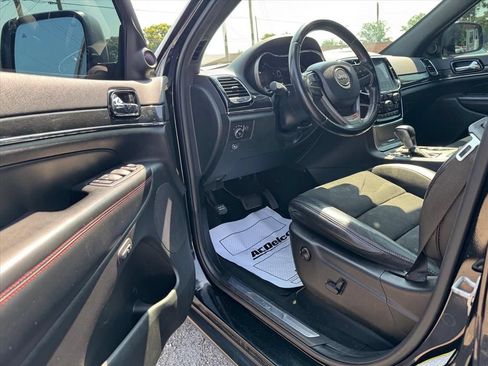 Used 2020 Jeep Grand Cherokee Trailhawk AWD/4WD image 15