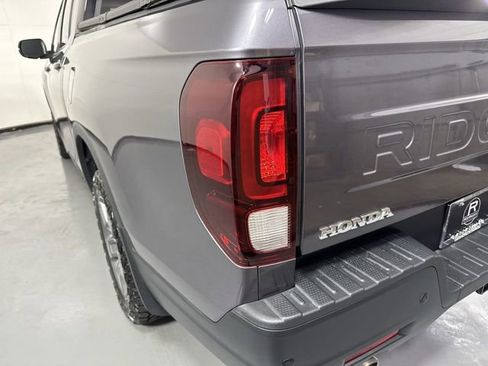 Used 2024 Honda Ridgeline TrailSport image 32