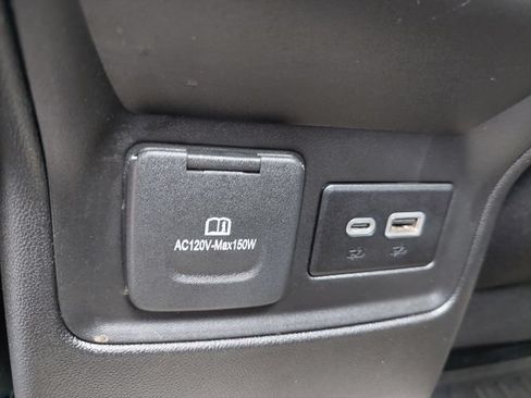 Used 2023 GMC Acadia SLE w/ Driver Convenience Package FWD image 24