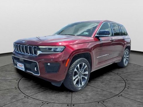 Used 2023 Jeep Grand Cherokee Overland w/ Adv Protech Group III AWD/4WD image 1