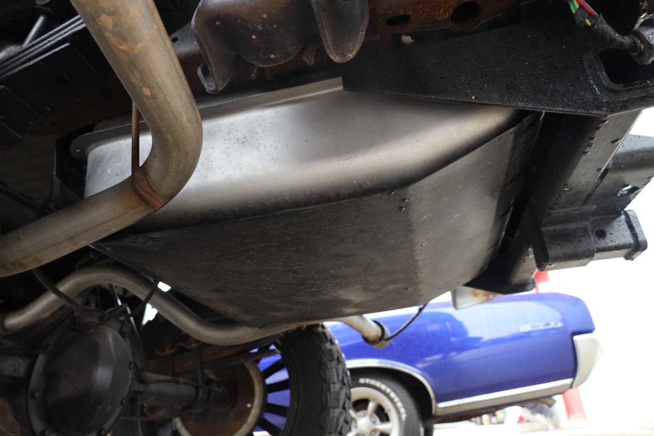 Used 1990 Chevrolet Blazer 4WD image 38