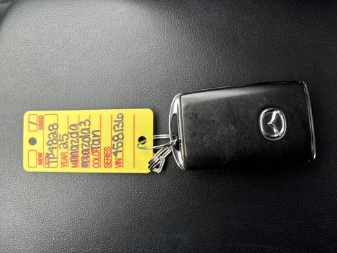 Used 2025 MAZDA MAZDA3 s image 29