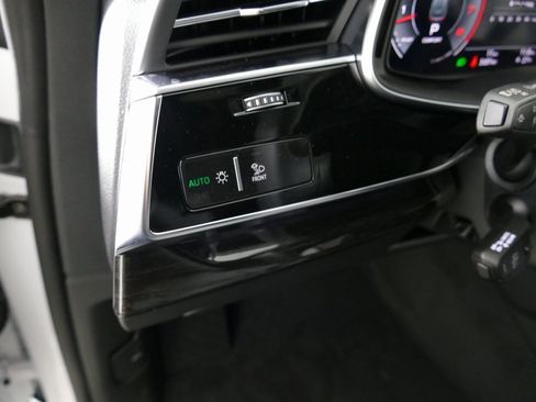 New 2026 Audi Q8 Premium Plus image 15