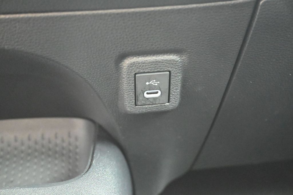 Used 2026 Toyota Corolla LE FWD image 21