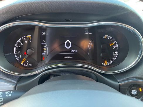 Used 2020 Jeep Grand Cherokee Limited image 21