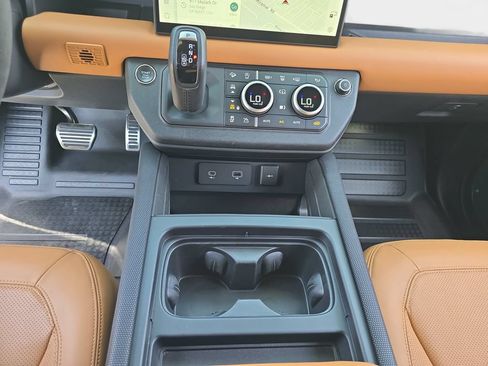 Certified 2024 Land Rover Defender 110 Carpathian Edition AWD/4WD image 25