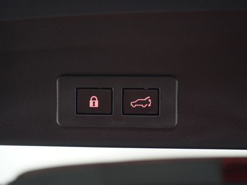 Used 2025 Subaru Ascent Premium AWD/4WD image 19