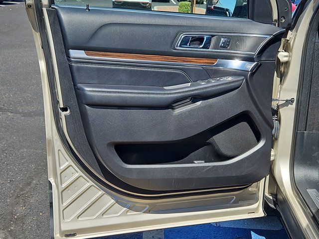 Used 2017 Ford Explorer Limited FWD image 10