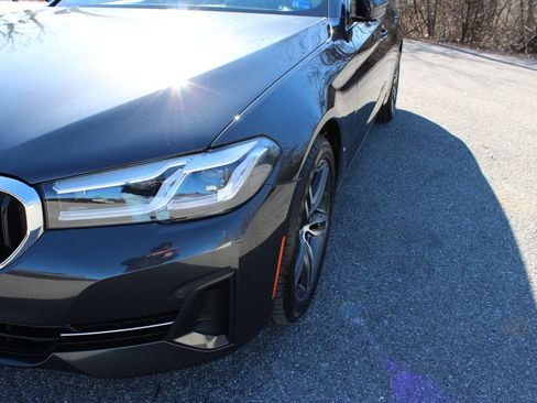 Used 2023 BMW 530i xDrive 530i xDrive w/ Premium Package image 41