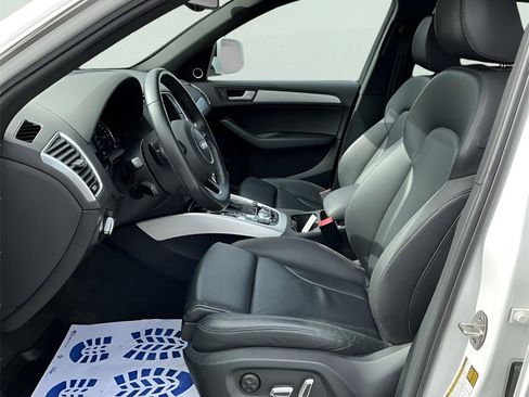 Used 2017 Audi Q5 2.0T Premium Plus w/ Technology Package image 39