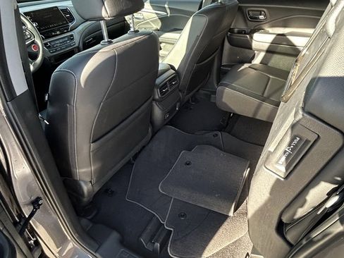 Used 2025 Honda Ridgeline RTL image 14