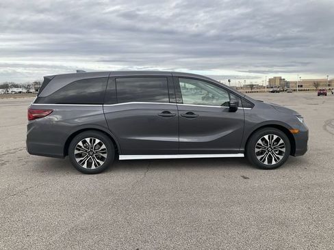New 2026 Honda Odyssey Elite image 13