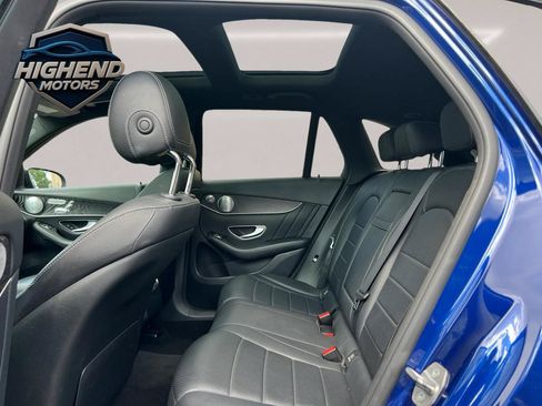 Used 2018 Mercedes-Benz GLC 300 4MATIC w/ AMG Line image 19