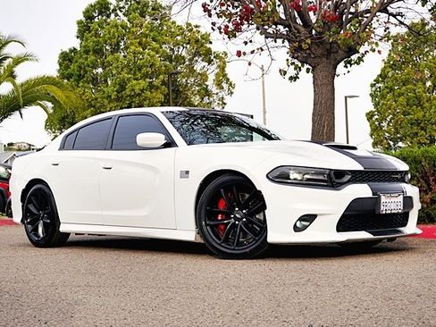 Used 2019 Dodge Charger Scat Pack w/ Stars & Stripes Edition image 2