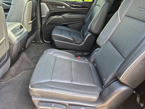 Used 2022 Cadillac Escalade ESV Sport w/ Touring Package AWD/4WD image 19