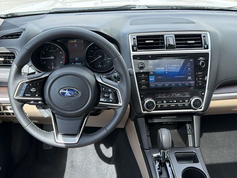 Used 2019 Subaru Outback 2.5i Limited w/ Popular Package #2 AWD/4WD image 28